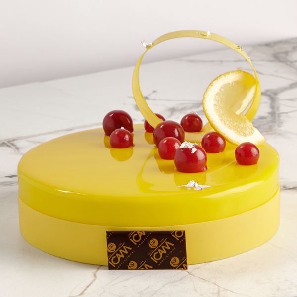 Torta moderna limone e frutti rossi