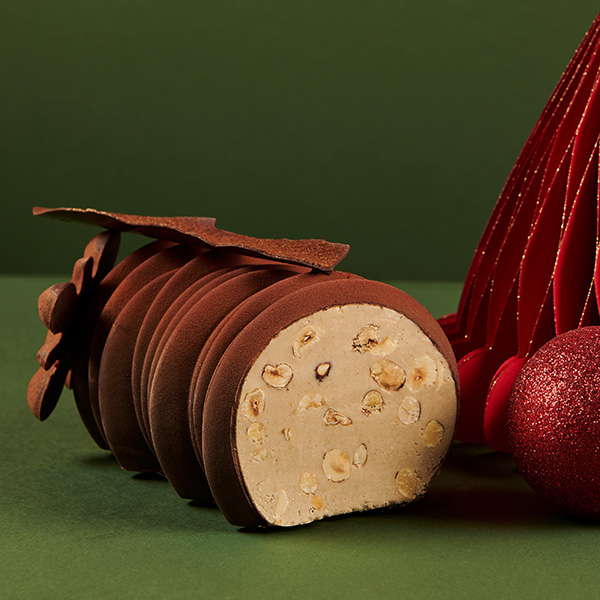 Turrón napolitano de chocolate blanco y avellana